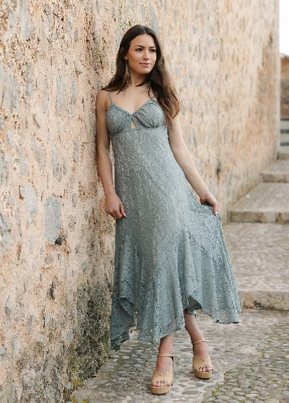 Ravyn Dress in Whisper Blue