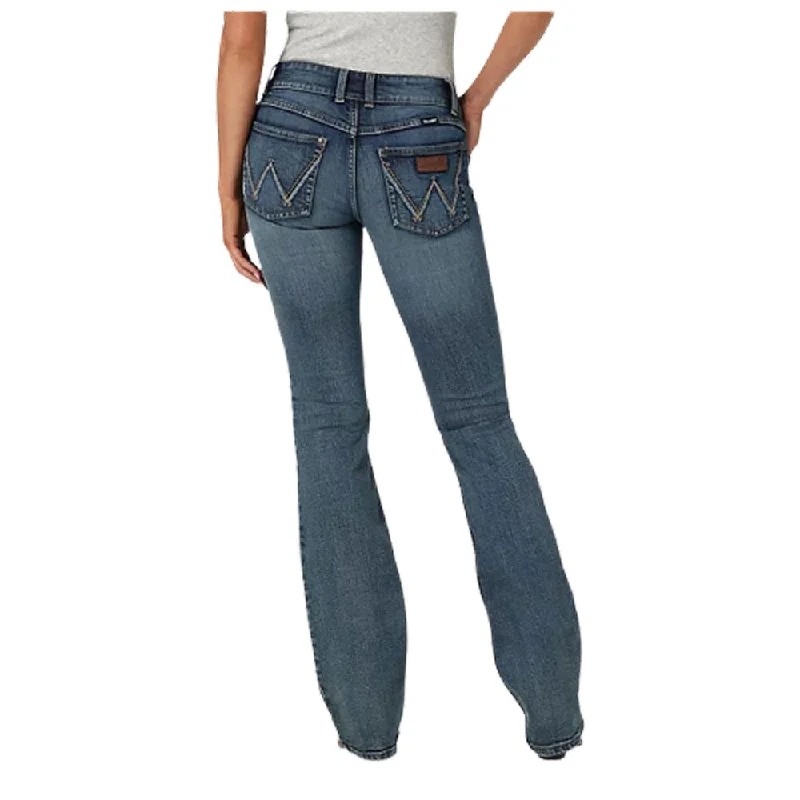 112336732 Wrangler Women's Retro Sadie Low Rise Boot Cut Jean - Kinsley